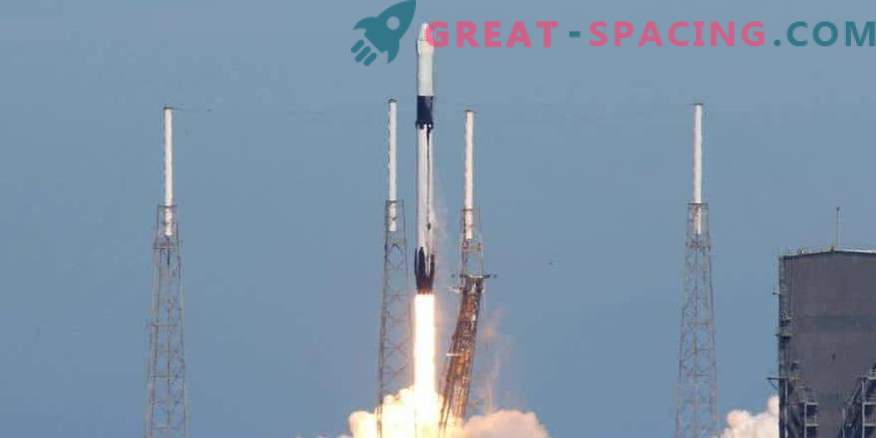 SpaceX lance avec succès une charge, mais rate avec un atterrissage de missile
