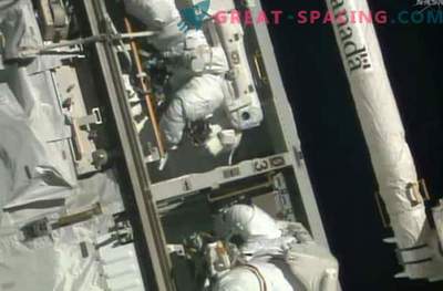 Les astronautes ont remplacé l'ordinateur défaillant par l'ISS
