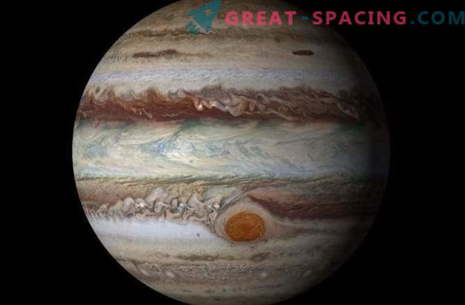 Les nuages ​​de Jupiter flottent sur les ondes d'ammoniac