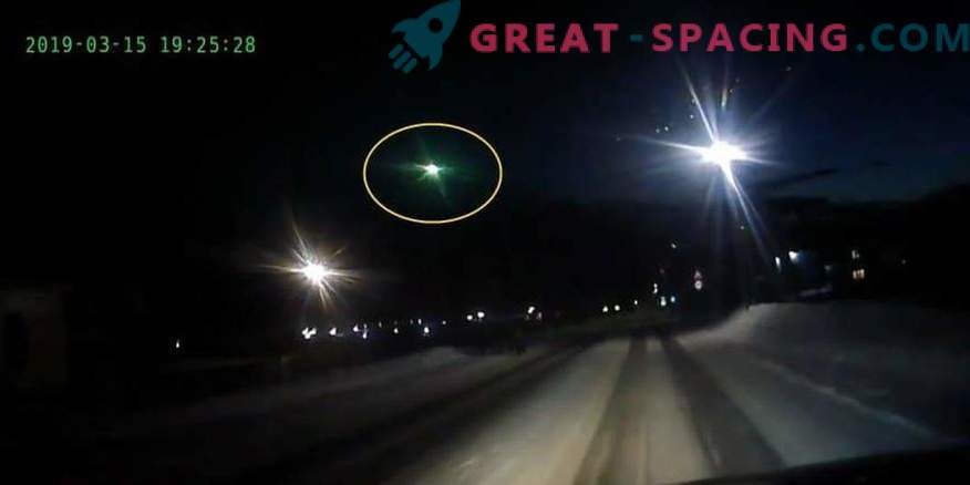 Un témoin oculaire a filmé une boule de feu inconnue au-dessus de Krasnoyarsk