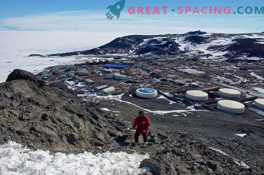 De l'Antarctique a lancé le deuxième ballon scientifique