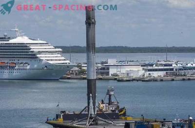 La fusée SpaceX lance des satellites et échoue dans l'atterrissage dans l'océan