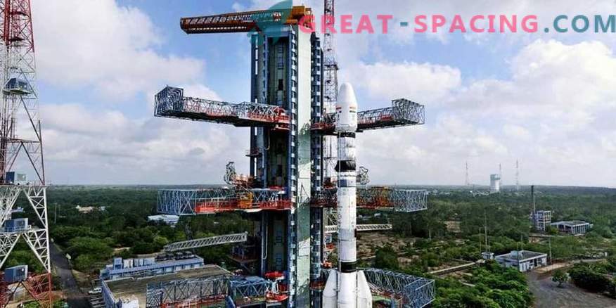 L’Inde lance une méga fusée