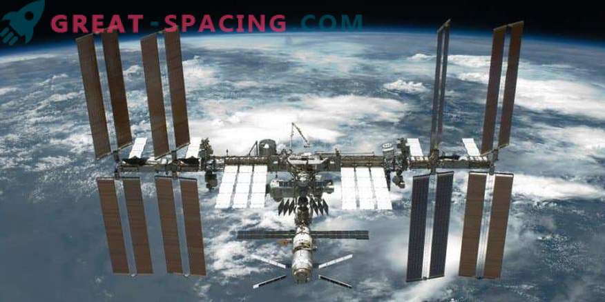 ISS rencontre la première expérience britannique avec des vers