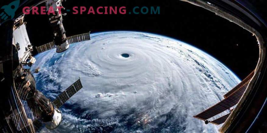 À quoi ressemble le typhon à grande échelle Trami depuis le sommet de l'ISS