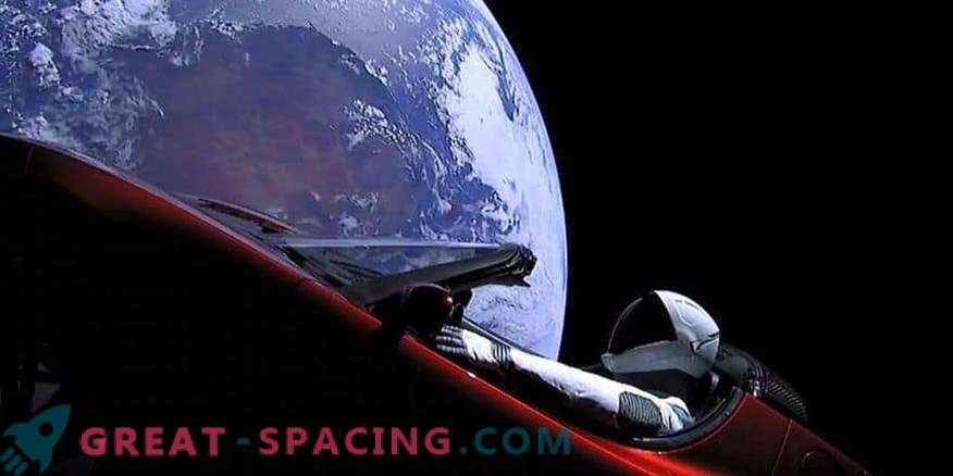 Starman et Tesla vont au-delà de Mars