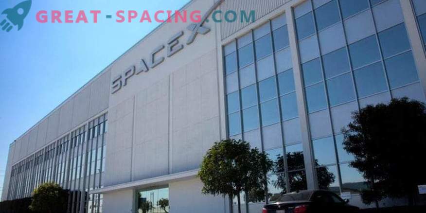 Dans SpaceX, le licenciement des travailleurs arrive