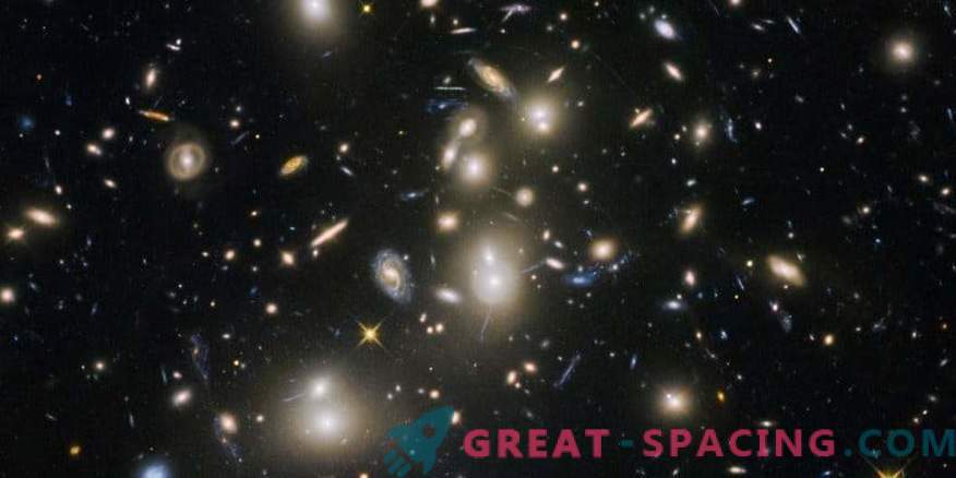 Les anciennes galaxies trouvées, qui ont donné leur première lumière à l'univers