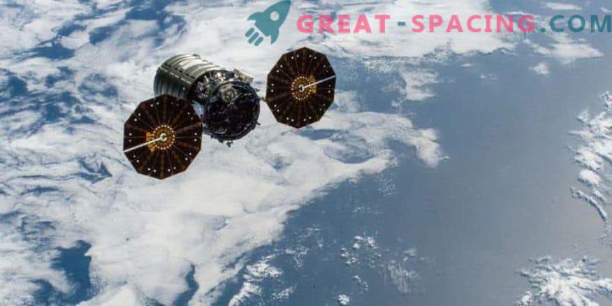 La navette spatiale Cygnus achève sa mission avec une mort ardente