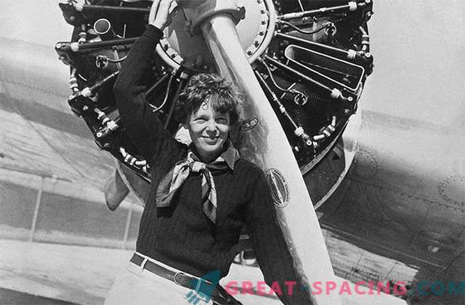 Le cratère lunaire caché est nommé d'après Amelia Earhart