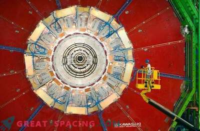Lielais Hadron Collider ir atgriezies darbā
