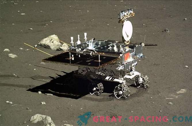 Le rover lunaire chinois révèle une histoire étonnamment complexe de la lune.