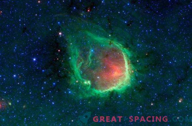 Une sélection des photographies les plus brillantes des nébuleuses réalisées par le télescope Spitzer