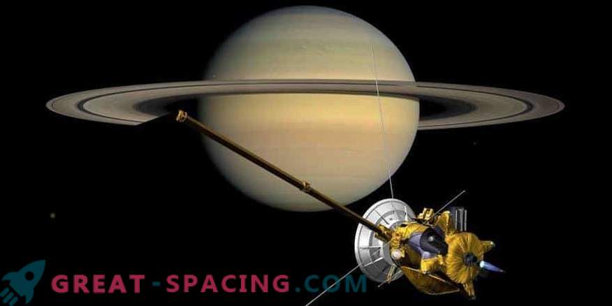 Cassini continue vers la grande finale