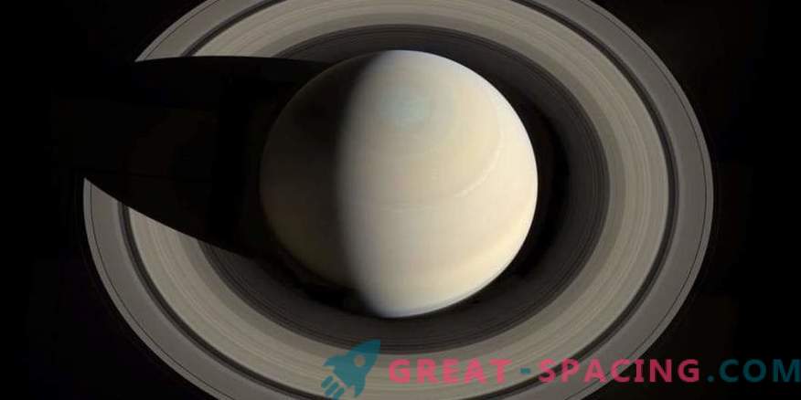 Les satellites sont combinés pour sauver l’anneau de Saturne