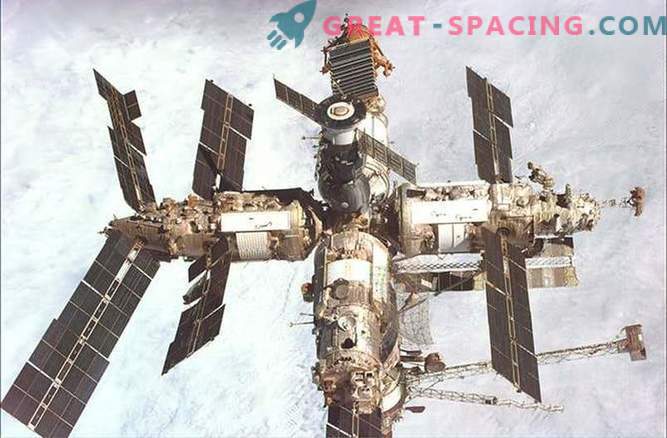 30 ans plus tard: l'héritage de la station spatiale Mir