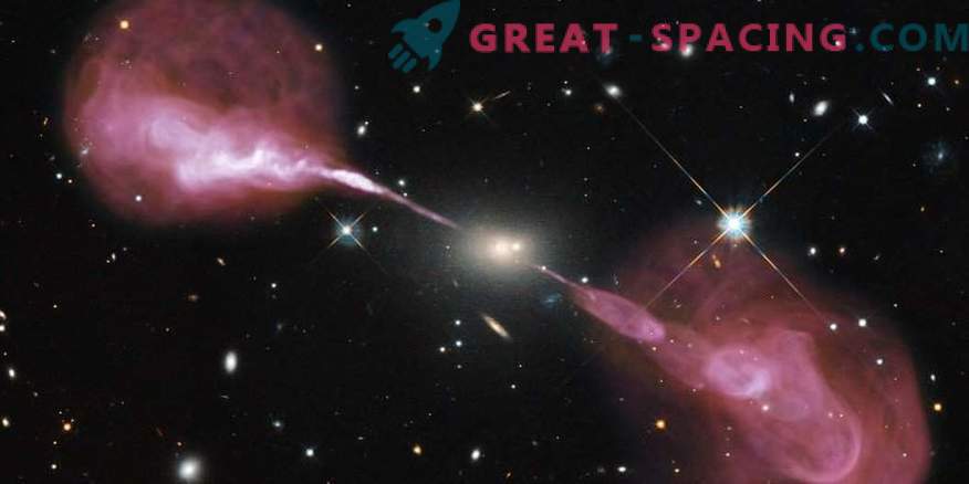 Les astronomes rapportent la galaxie radio la plus éloignée