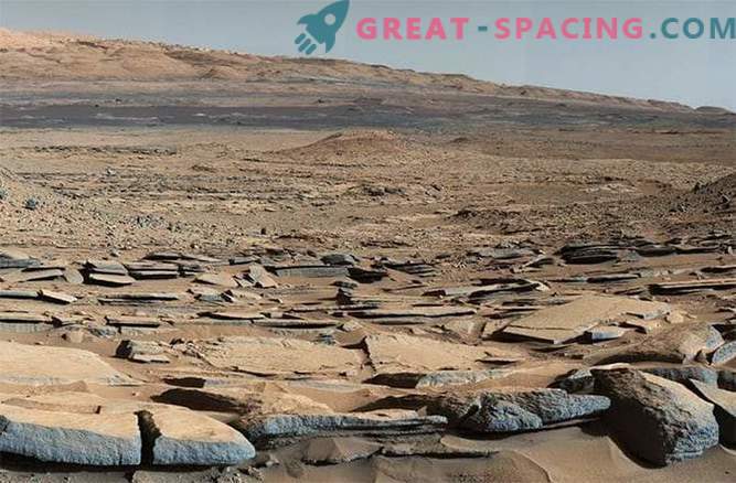 Étude des anciennes eaux de Mars par le rover Curiosity: photo