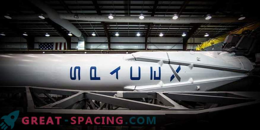 SpaceX envoie une capsule à la NASA.