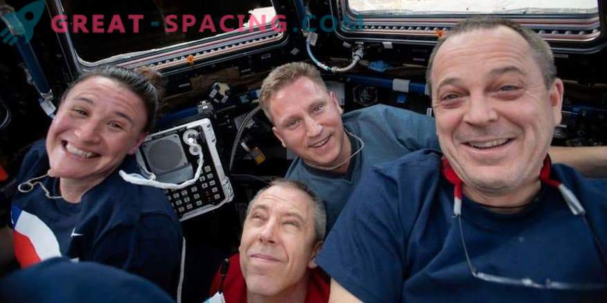 La fête du travail dans l'espace! Comment les astronautes célèbrent-ils les vacances sur l'ISS?