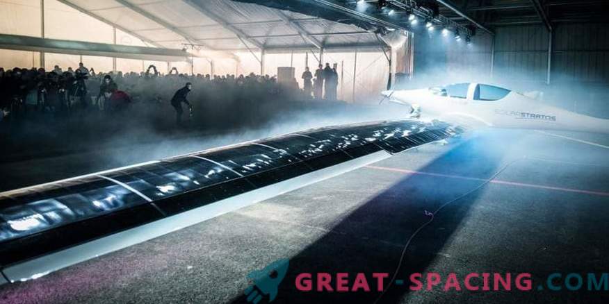En Suisse, a présenté un avion solaire stratosphérique