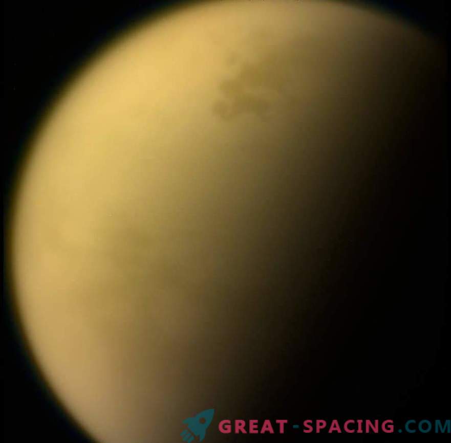 Sur Titan a trouvé un nuage de glace toxique