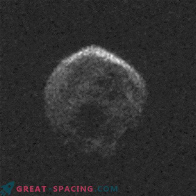 Les scientifiques ont reçu des images radar d'une comète effrayante