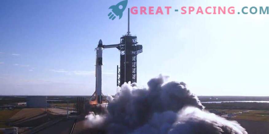 SpaceX meeskonna kapsli katse käivitamine, mis on kavandatud veebruariks
